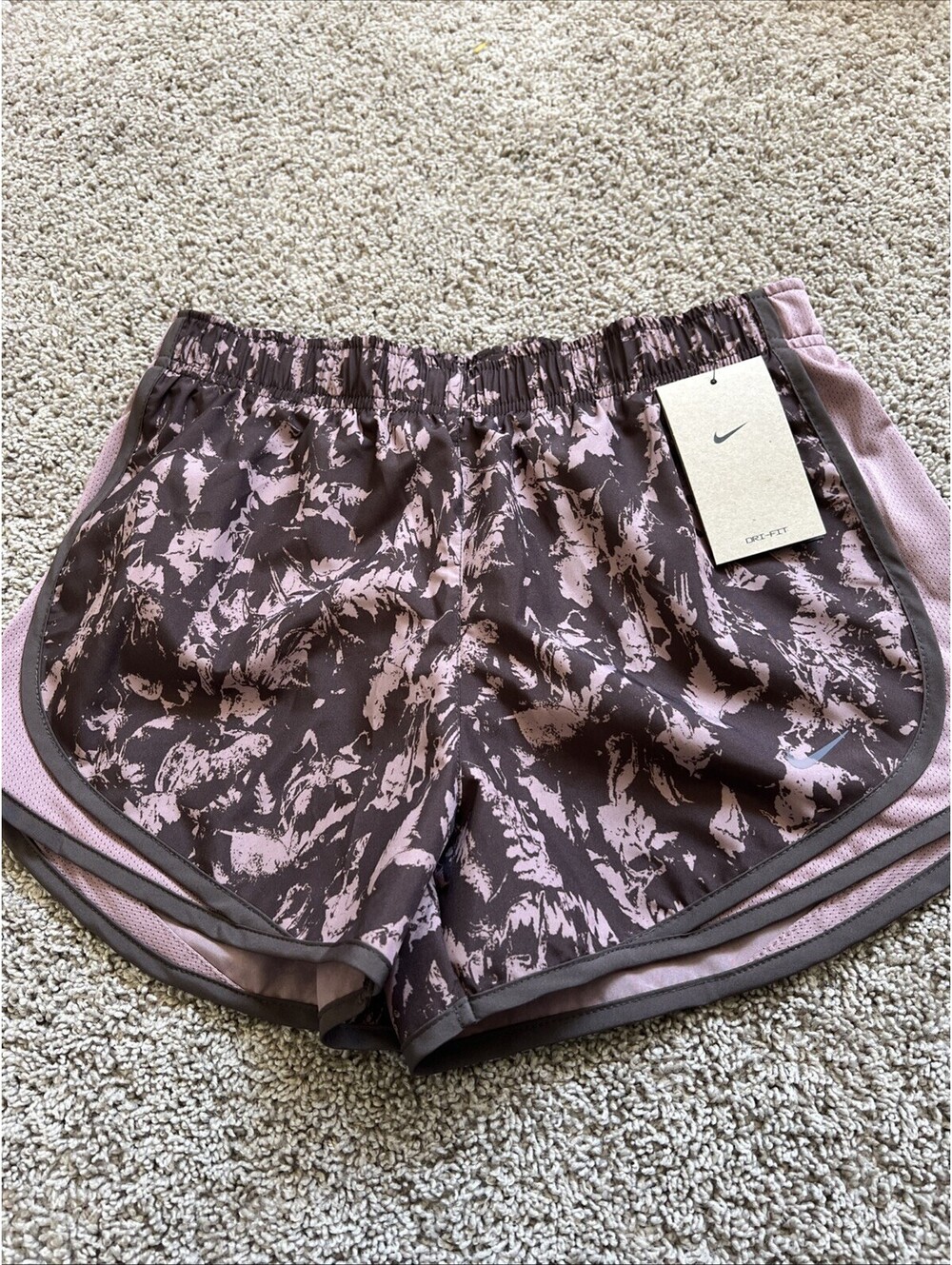 Nike Women's Smokey Mauve Tempo Printed Running Shorts Size S Small (FZ3482-509)